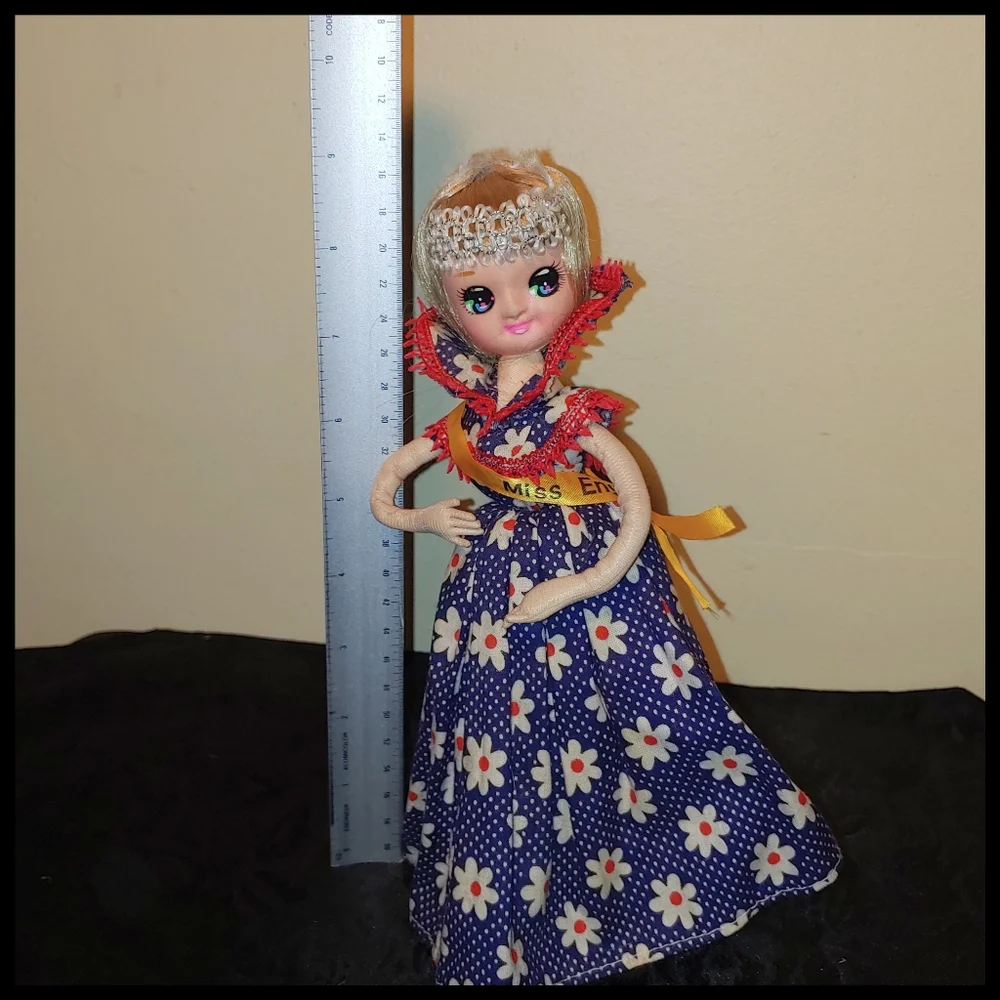 Vintage International Beauties Doll Miss England